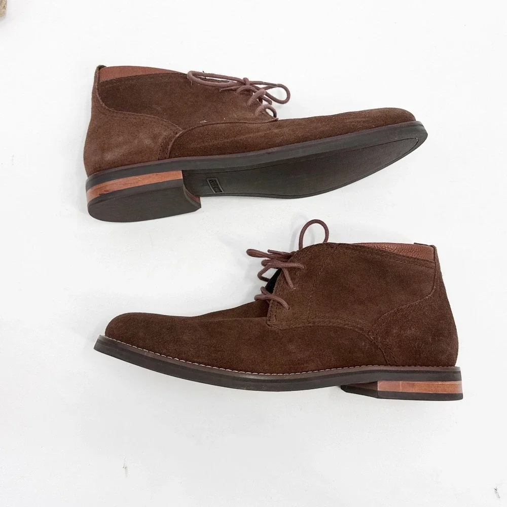 Cole Haan Ogden Mens 9M Brown Suede Chukka Boots Lace Up Ankle Boots NWOT